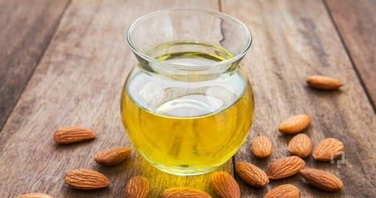 Olio di mandorle per dermatite Curare la dermatite con olio di mandorle