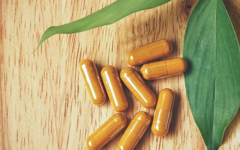 Capsule Curcuma e piperina Curcuma e piperina