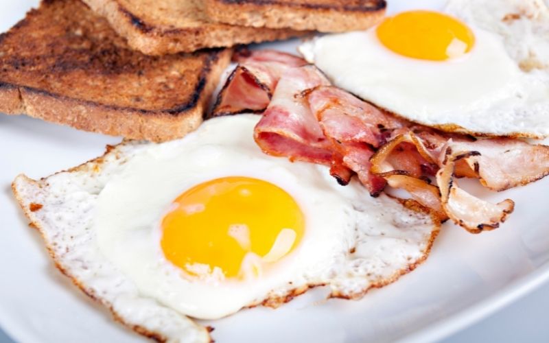 Uova e Bacon a colazione