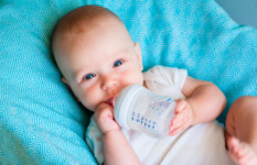 acqua per neonati