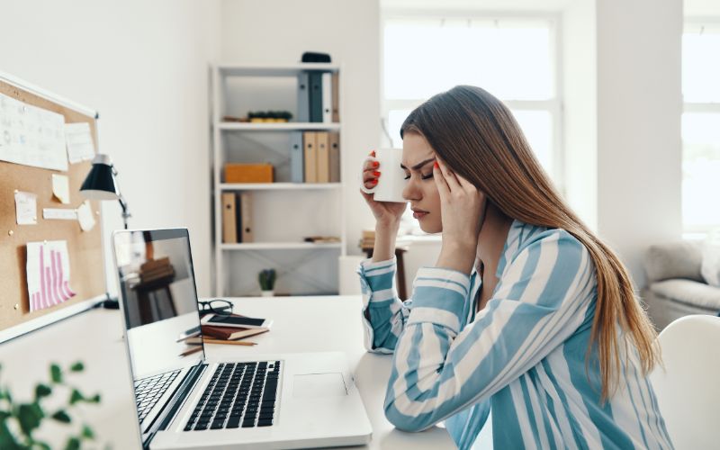 Caffè e mal di testa aiuta a farlo passare? Curarsi Naturale Cure e Integratori Naturali