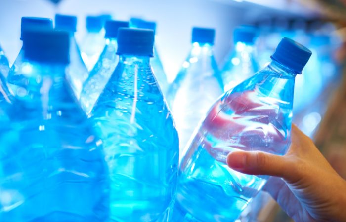 Qualità e standard dell'acqua in bottiglia