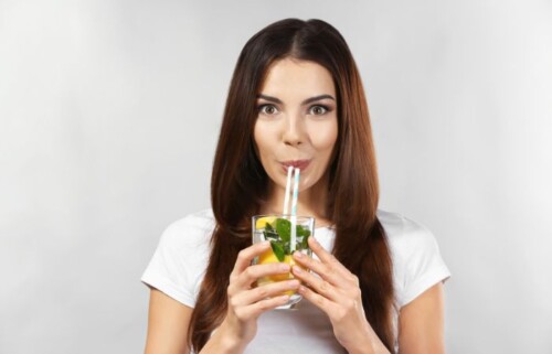 Acqua e limone effetti collaterali